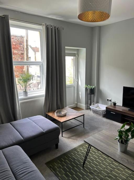 Three Storey Clifton Town House Bristol Exterior foto